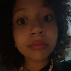 Meet your Posher, Beatrice